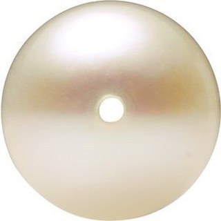 June birthstone: pearl gemstone
